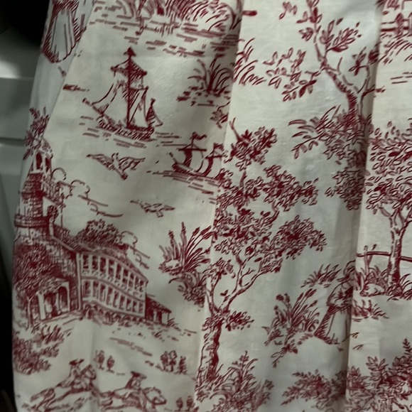 Pretty dress - Picture 3 of 3